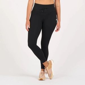 Very Light wear Vuori daily leggings